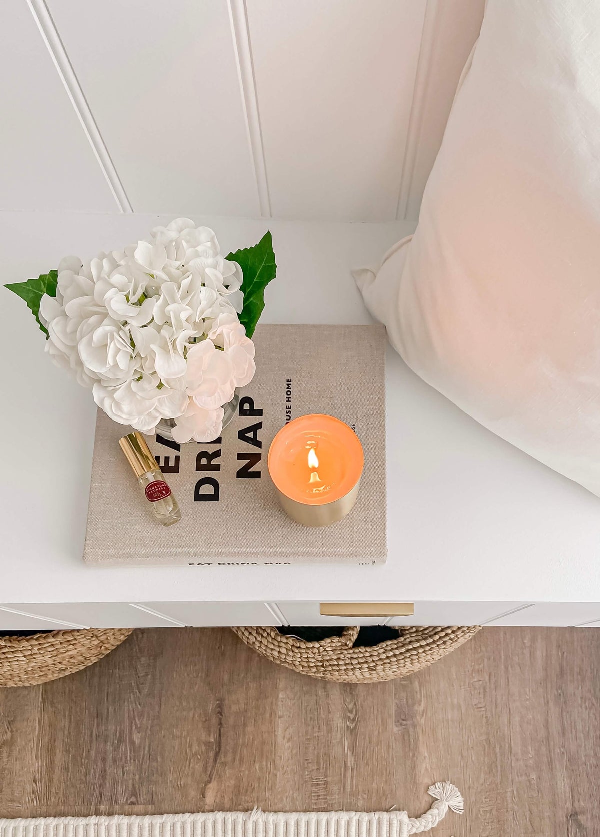 Artificial flower arrangements using white flowers